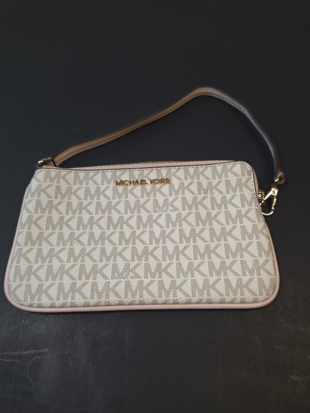 Michel kors Jet Set Travel Signature Wristet Leather Accents PVC Coated Canvas